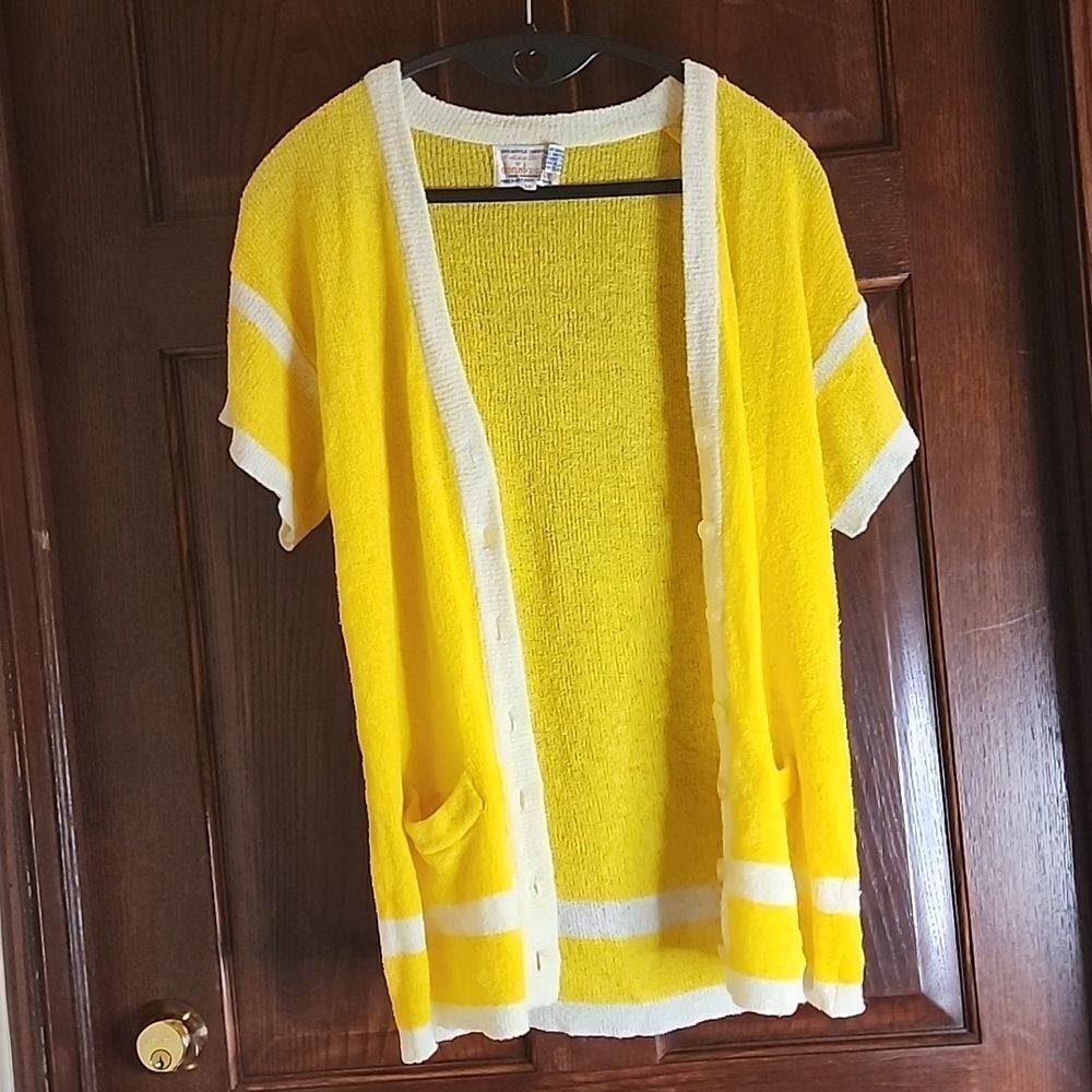 Vintage Yellow Donnkenny Button Up Sweater With Pockets Short Sleeve M